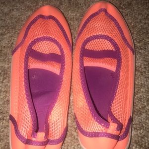 PINK AND PURPLE SWIM SHOES